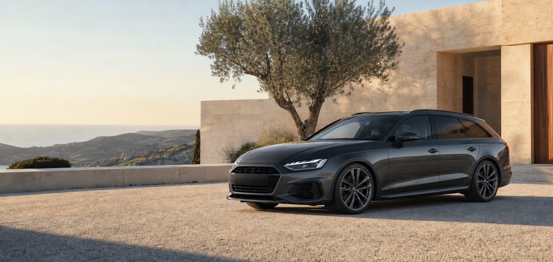Véhicule premium devant une architecture méditerranéenne en Espagne